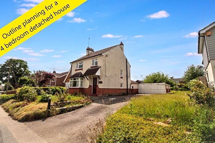 3 Bedroom Detached House For Sale In Plantation Road, Boreham, Essex, CM3