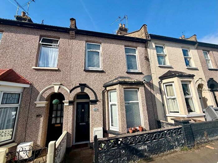 2 Bedroom Terraced House For Sale In Dalmatia Road, Southend-On-Sea, Essex, SS1