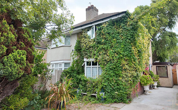 2 Bedroom Semi-Detached House For Sale In Weaver Avenue, Rhyl, LL18