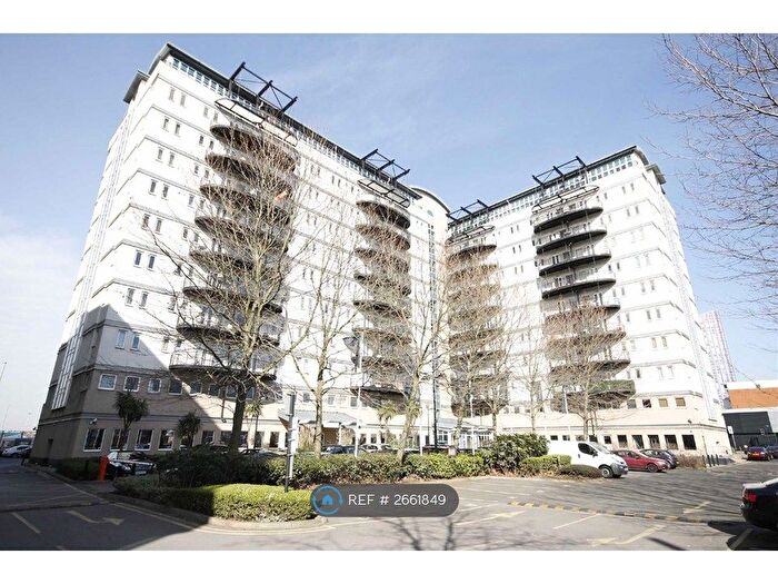 2 Bedroom Flat To Rent In High Street, London, E15