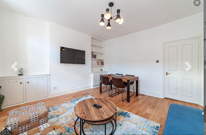 2 Bedroom Flat To Rent In Balfe Street, London, N1