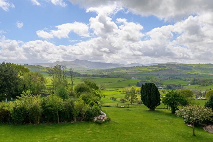 4 Bedroom Detached Bungalow For Sale In Battle, Brecon, LD3