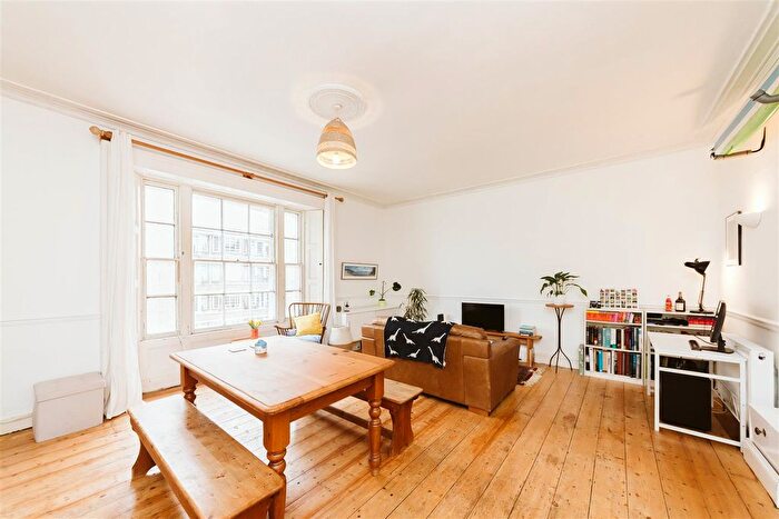 1 Bedroom Flat For Sale In St. Pauls Road, Clifton, Bristol, BS8