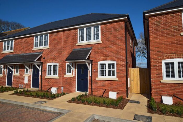 2 Bedroom Property To Rent In Wilverley Mews, Old Milton Road, New Milton, Hampshire., BH25