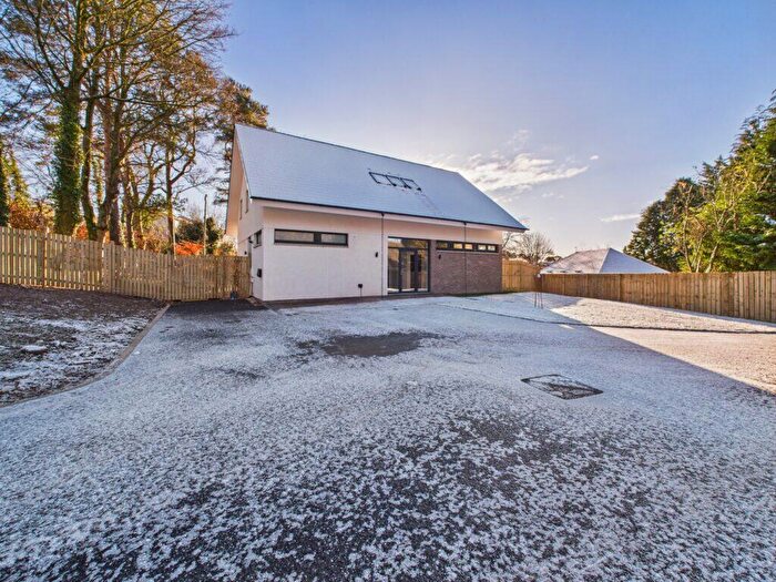 4 Bedroom Detached House For Sale In Lanark Road Carluke, ML8