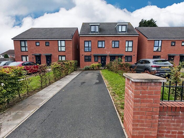 3 Bedroom Semi-Detached House For Sale In Bluebell Crescent, Walsall, WS3