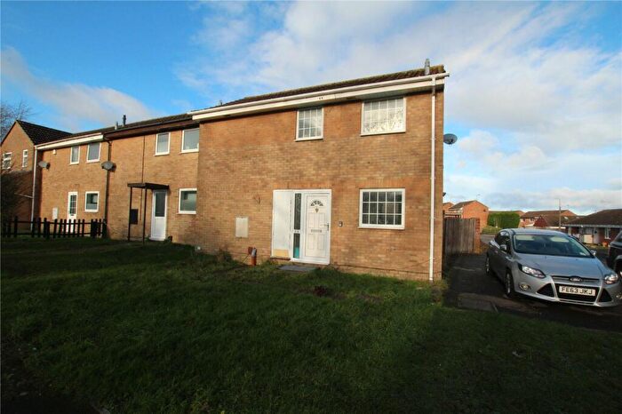3 Bedroom End Of Terrace House To Rent In Bellver, Toothill, Swindon, Wiltshire, SN5