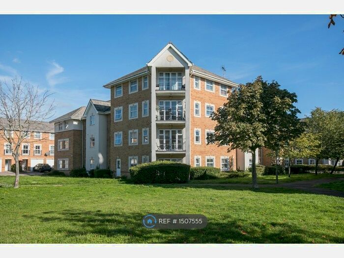 2 Bedroom Flat To Rent In International Way, Sunbury-On-Thames, TW16