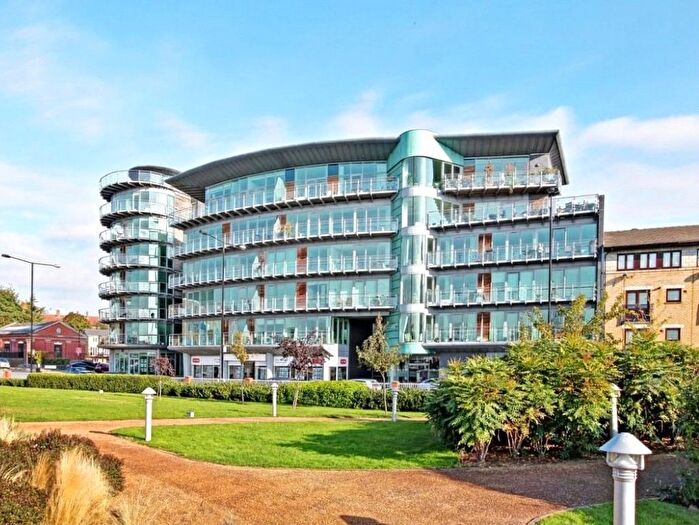 2 Bedroom Flat For Sale In Wapping High Street, London, E1W
