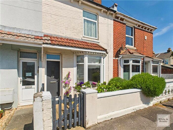 3 Bedroom Terraced House For Sale In Richmond Road, Gosport, PO12