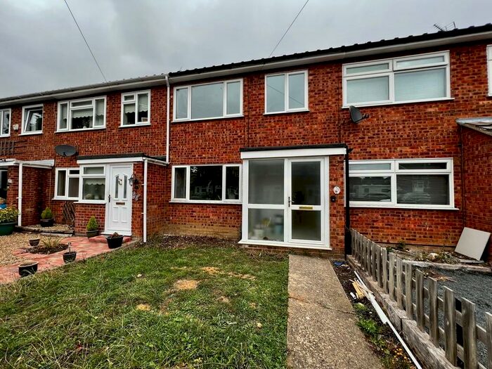 3 Bedroom Terraced House To Rent In Carlyle Close, Ipswich, IP1