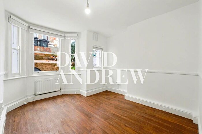 1 Bedroom Flat To Rent In Brooke Road, London, N16