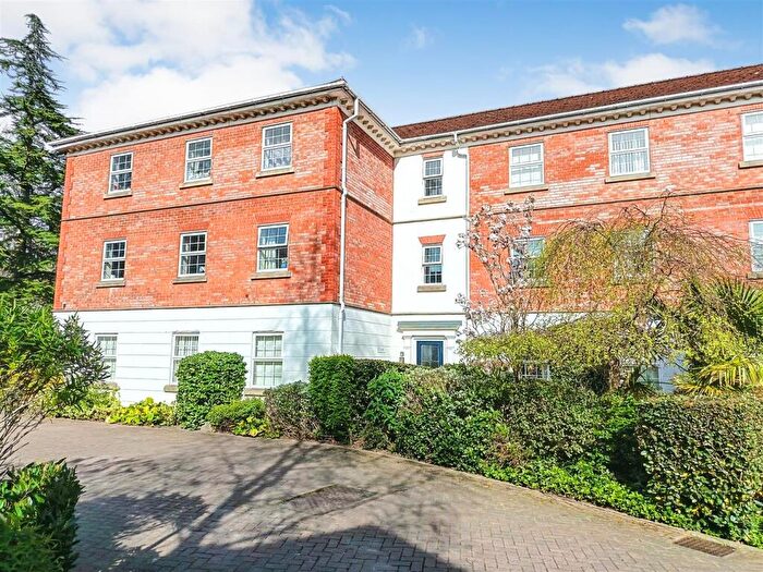 2 Bedroom Apartment For Sale In Abington Drive, Banks, Southport, PR9