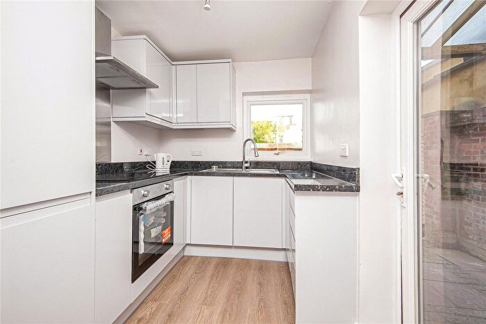2 Bedroom Terraced House To Rent In Queens Road, New Malden, Surrey, KT3