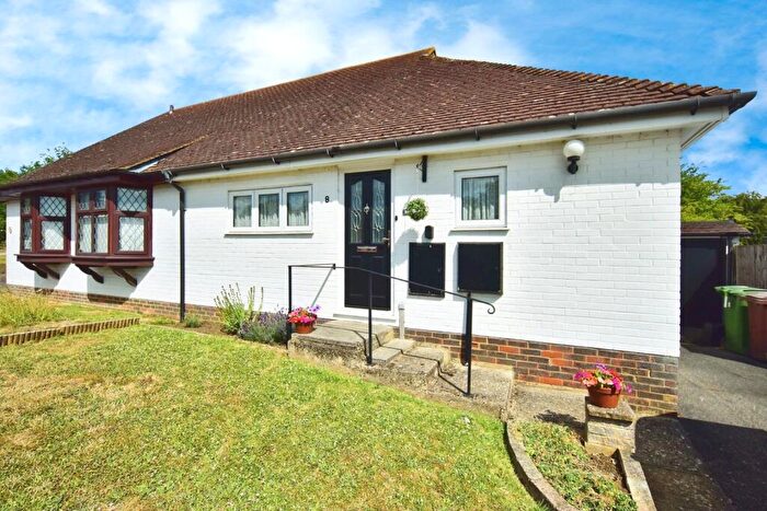 2 Bedroom Bungalow For Sale In Harebell Close, Weavering, Maidstone, Kent, ME14