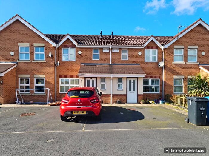 3 Bedroom Detached House To Rent In Brierley Terrace, Widnes, WA8