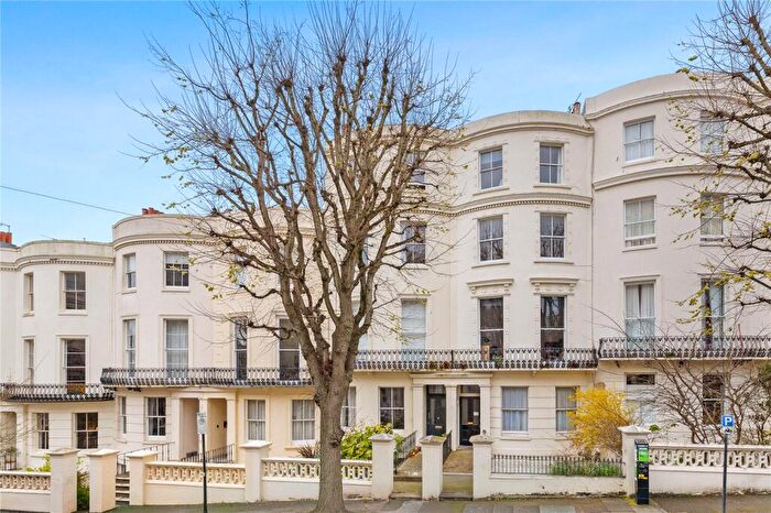 1 Bedroom Apartment For Sale In Brunswick Road, Hove, East Sussex, BN3