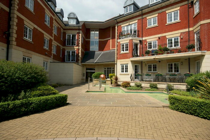 2 Bedroom Apartment To Rent In Eastcote Road, Pinner, HA5