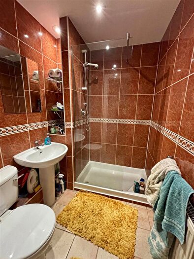 2 Bedroom Apartment To Rent In Brunswick Place, Hove, BN3