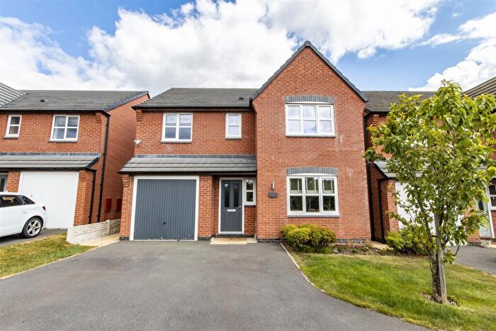 4 Bedroom Detached House For Sale In Murray Lane, Wingerworth, Chesterfield, S42