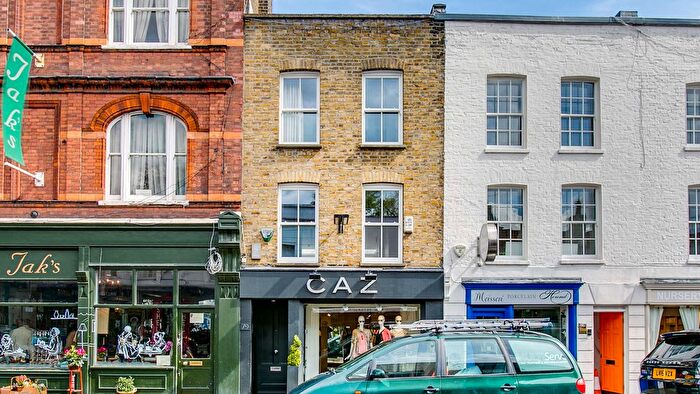 2 Bedroom Maisonette To Rent In Walton Street, London, SW3