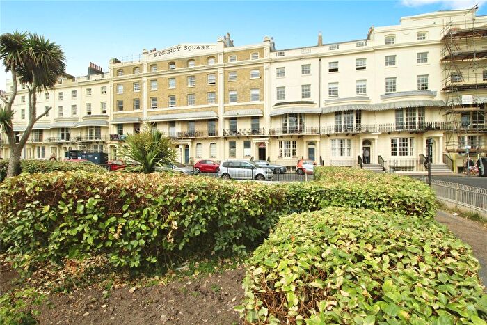 2 Bedroom Flat For Sale In Regency Square, Brighton, East Sussex, BN1