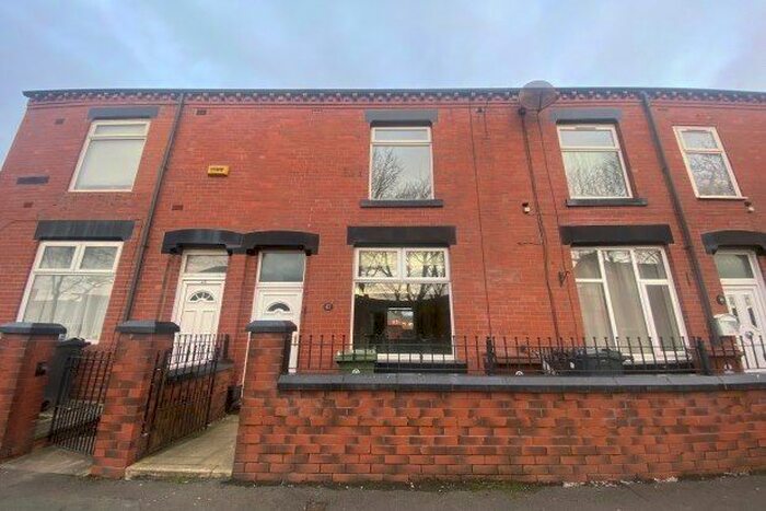 2 Bedroom Property To Rent In Mayfield Road, Oldham OL1