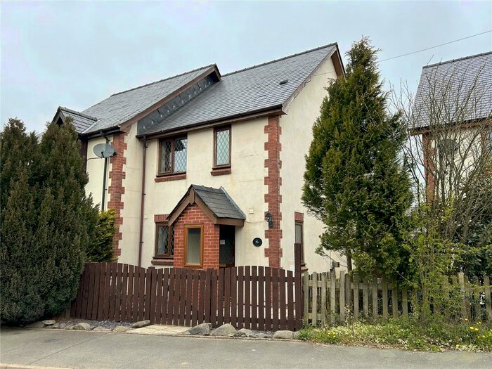 2 Bedroom Semi-Detached House For Sale In Adfa, Newtown, Powys, SY16