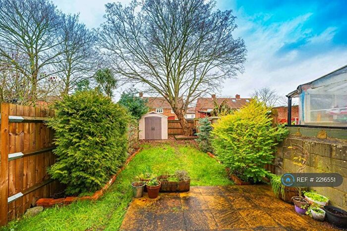 2 Bedroom Flat To Rent In Crusoe Road, Mitcham, CR4