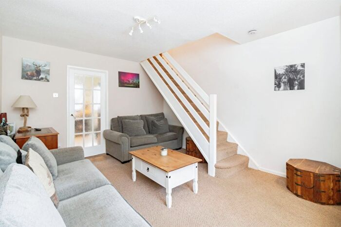 2 Bedroom End Of Terrace House For Sale In Kinnerton Way, Exeter, EX4