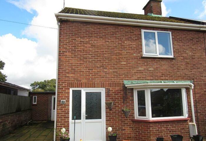 3 Bedroom Semi-Detached House To Rent In Parkway, King's Lynn, PE30