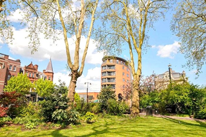 2 Bedroom Flat For Sale In Holland House, Newington Green, London, N16