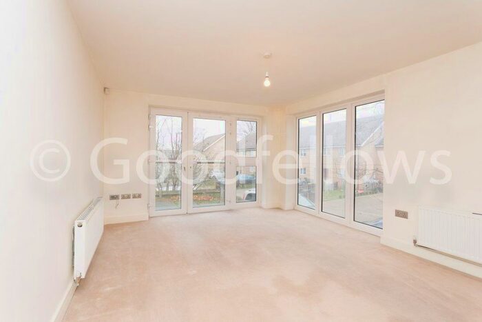 2 Bedroom Flat To Rent In Clarendon Grove, Mitcham CR4