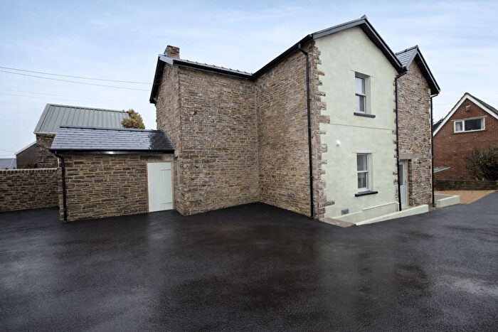 3 Bedroom Detached House To Rent In Cardiff Road, Llantrisant, CF72