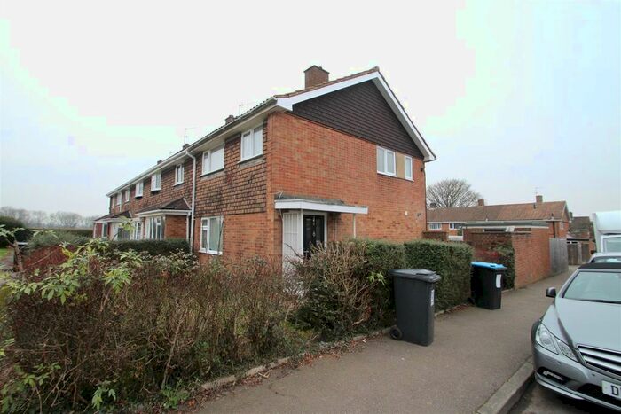 2 Bedroom End Of Terrace House To Rent In Fennycroft Road, Gadebridge, Hemel Hempstead HP1