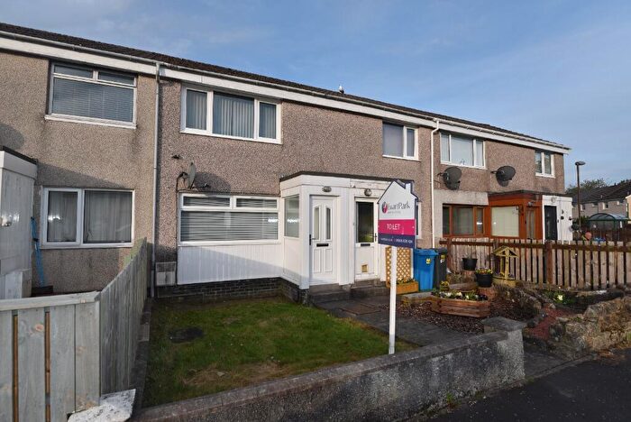 2 Bedroom Flat To Rent In Honeyman Court, Armadale, West Lothian, EH48
