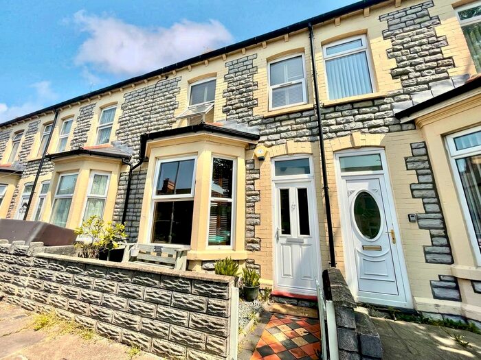 3 Bedroom Property To Rent In Castleland Street, Barry, CF63