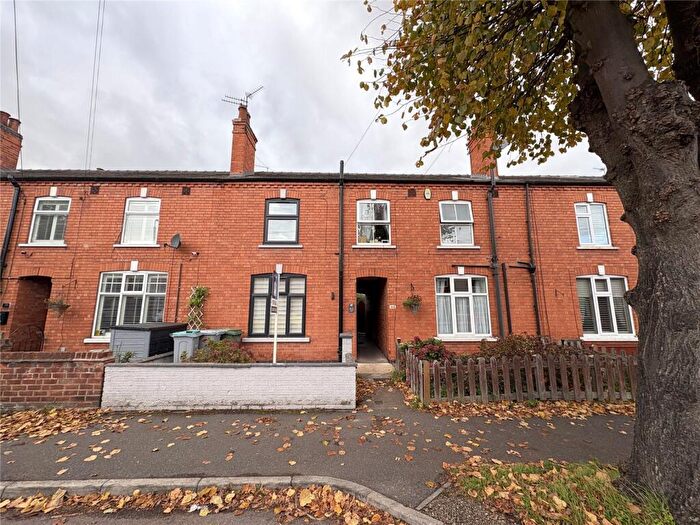 Terraced House For Sale In Lime Grove, Newark, Nottinghamshire, NG24