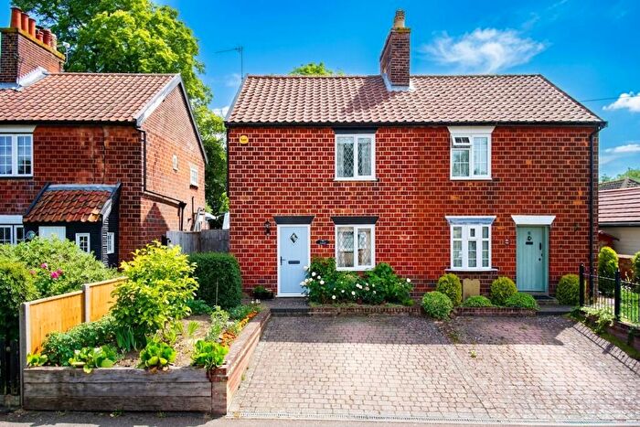 2 Bedroom Semi Detached House For Sale In Croft Lane, Diss, IP22