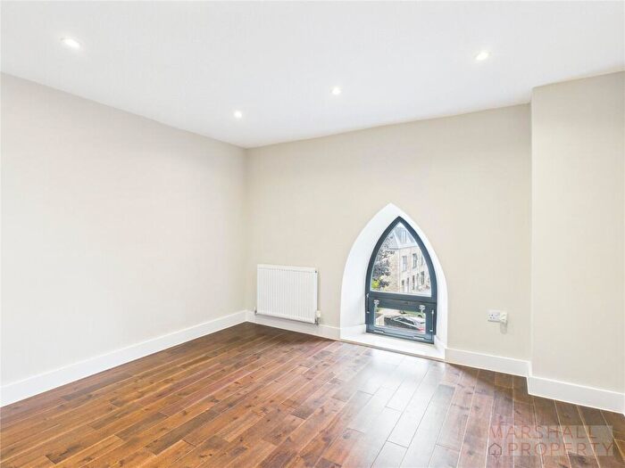 3 Bedroom Apartment For Sale In Bellcote Way, Grassendale, Liverpool, Merseyside, L19