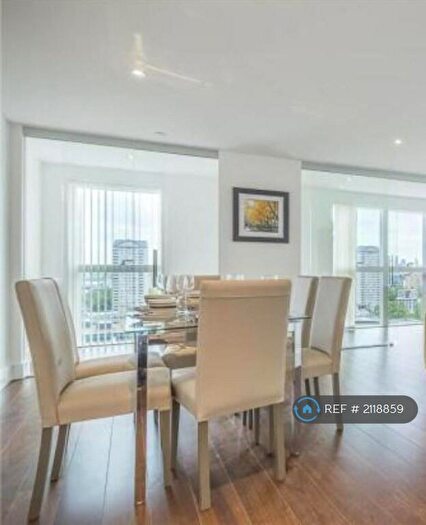 3 Bedroom Flat To Rent In Talisman Tower, London, E14