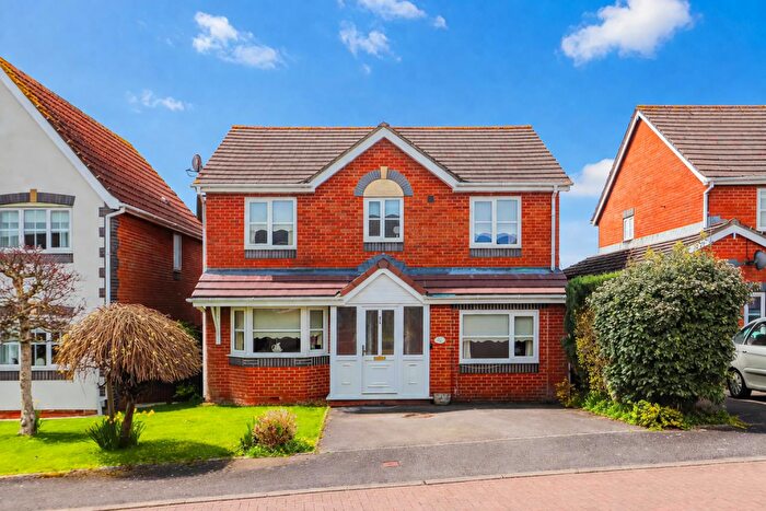 4 Bedroom Detached House For Sale In Coed-Y-Felin, Barry, CF62