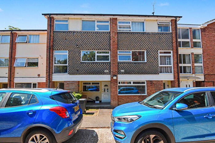 Flat For Sale In Flat, The Firs, Bath Road, Reading, RG1
