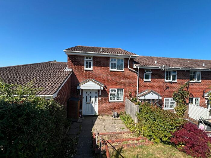 3 Bedroom Property To Rent In Forest Way, Hastings, TN34