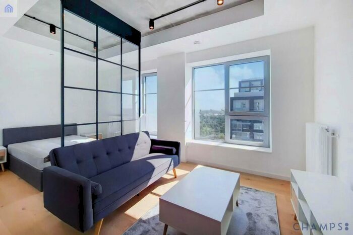 1 Bedroom Flat To Rent In Goodluck Hope Walk, E14