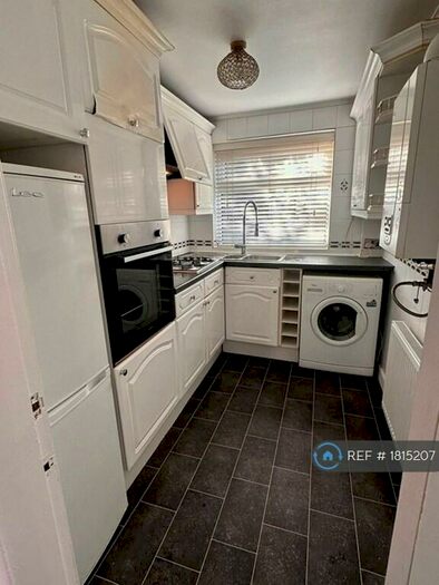 2 Bedroom Terraced House To Rent In Caroline Street, Stockport, SK3