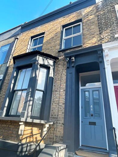 1 Bedroom Flat To Rent In Killowen Road, London, E9