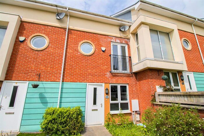 3 Bedroom Town House To Rent In Ashton Bank Way, Ashton-On-Ribble, Preston, PR2
