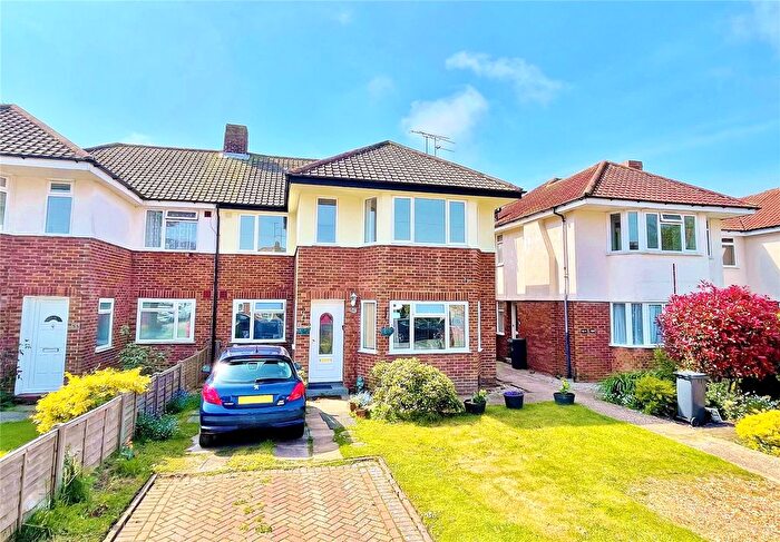3 Bedroom Flat For Sale In Ardingly Drive, Goring-By-Sea, Worthing, West Sussex, BN12