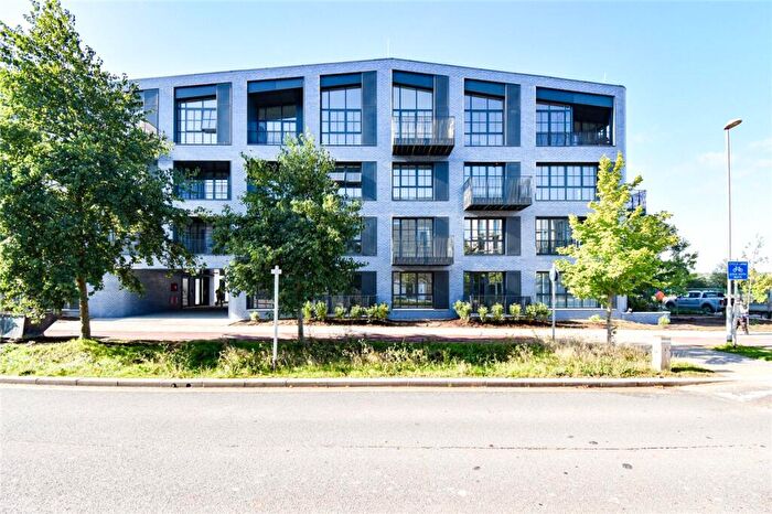 2 Bedroom Apartment To Rent In Turing Way, Cambridge, CB3